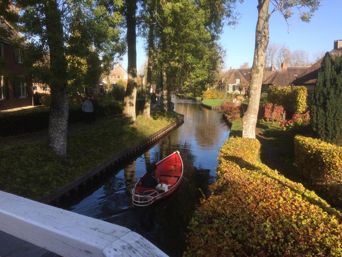 Bed and Breakfast De Aardigeyt Giethoorn Exterior foto