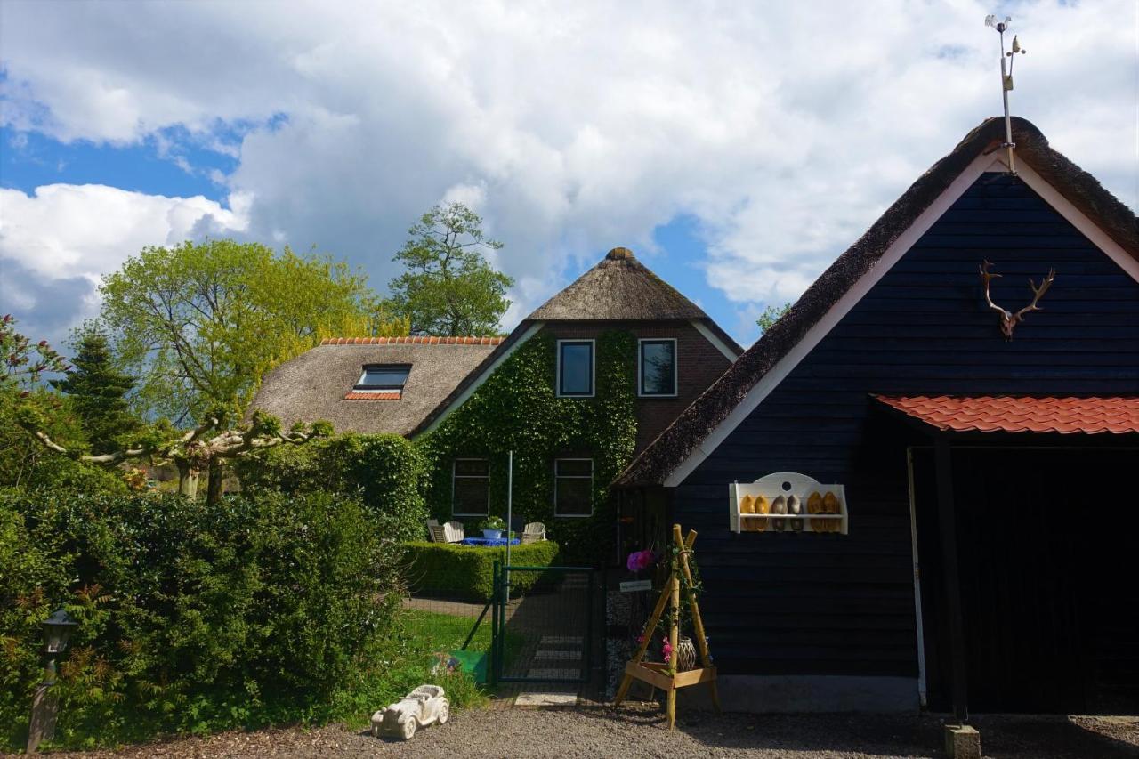 Bed and Breakfast De Aardigeyt Giethoorn Exterior foto