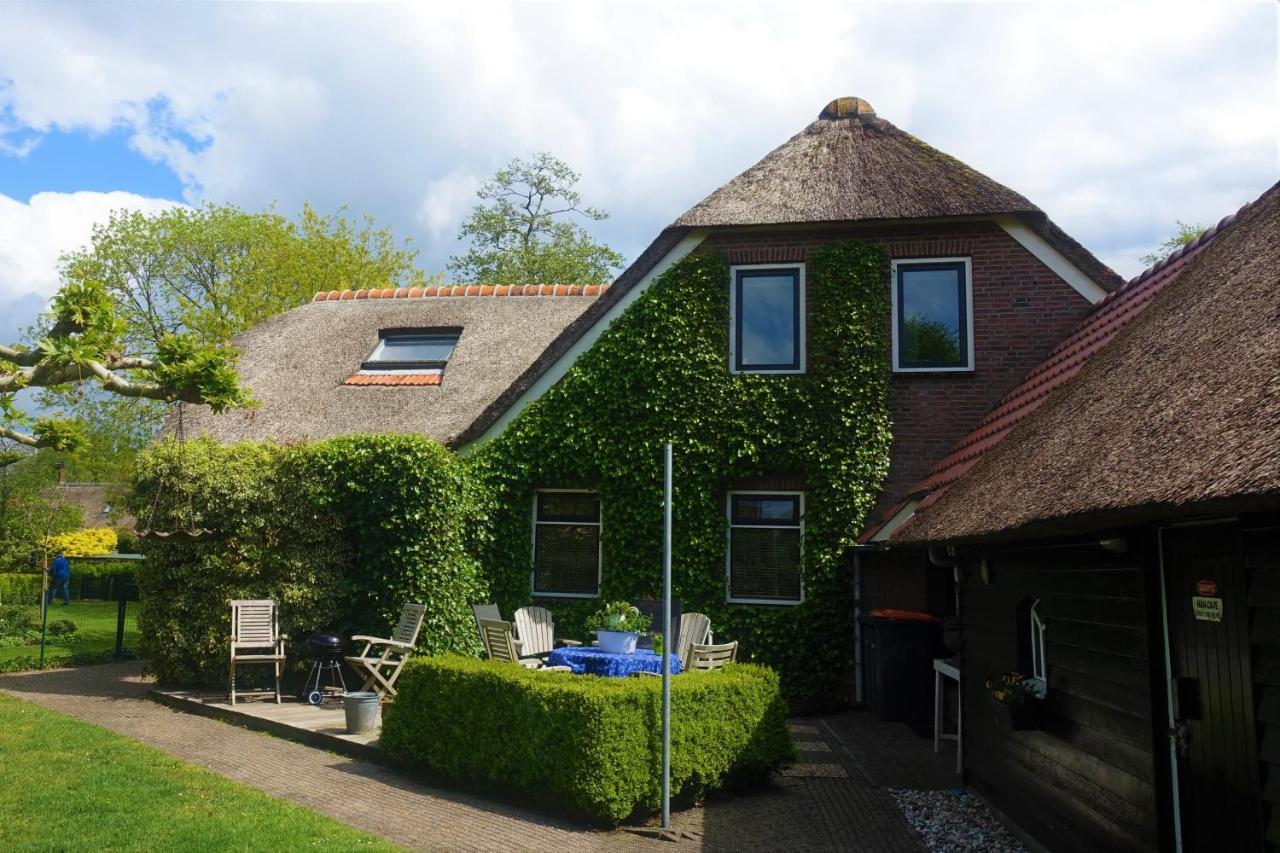 Bed and Breakfast De Aardigeyt Giethoorn Exterior foto